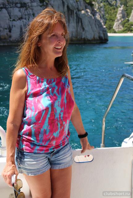 30417_214205500.jpg